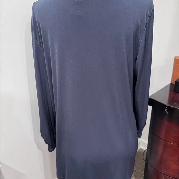 Jones New York Chic Deep Blue V-Neck Women's Blouse - Picture 3 of 9